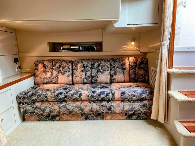 Slide: The Image of Cruisers 3575 Esprit 1998 - 26
