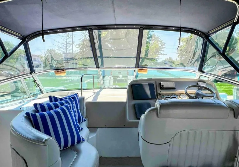 Slide: The Image of Cruisers 3575 Esprit 1998 - 5