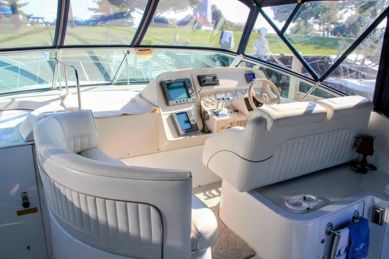 Slide: The Image of Cruisers 3575 Esprit 1998 - 6
