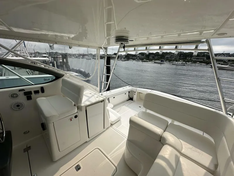 Slide: The Image of Tiara 3800 Open 2001 - 18
