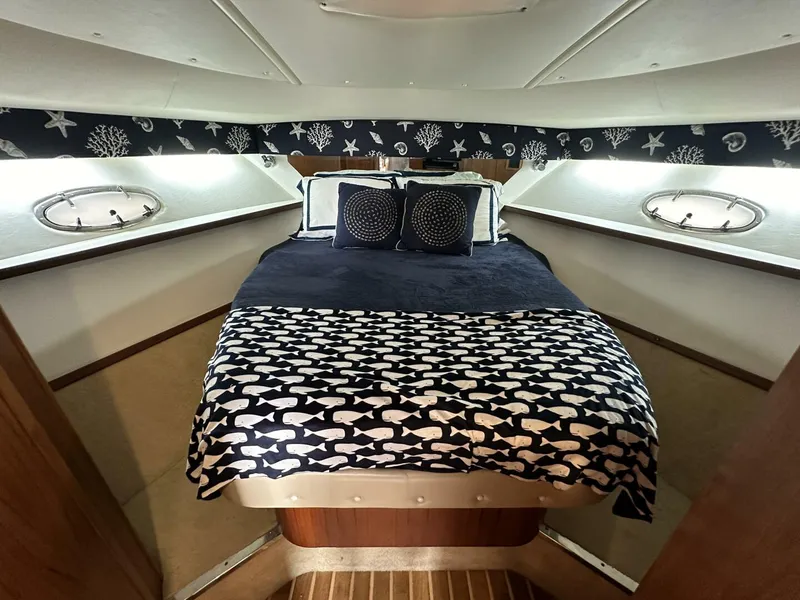 Slide: The Image of Tiara 3800 Open 2001 - 24