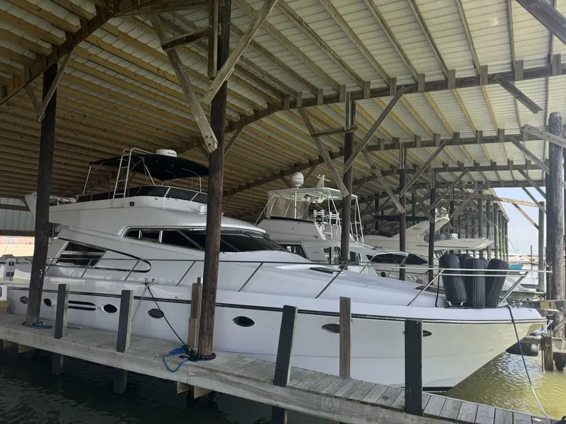 The Image of Johnson 56 High Tech Motor Yacht 1993 - 0