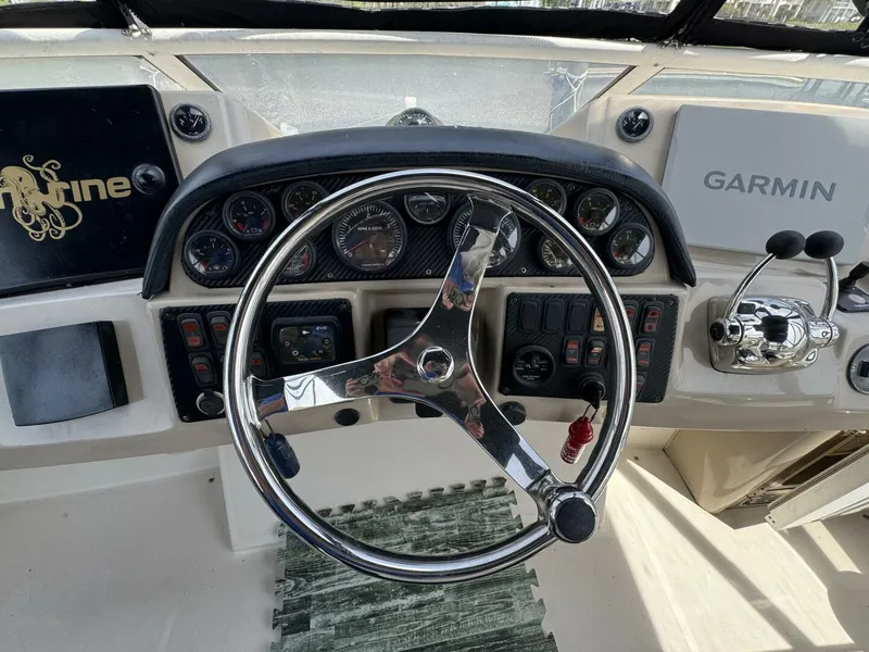 Slide: The Image of Carver Yachts 2005 - 16