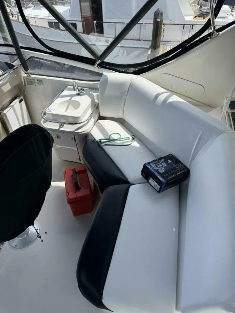 Slide: The Image of Carver Yachts 2005 - 17