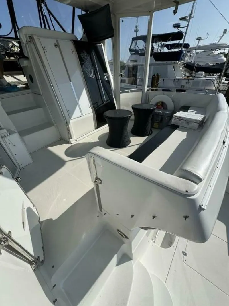 Slide: The Image of Carver Yachts 2005 - 9