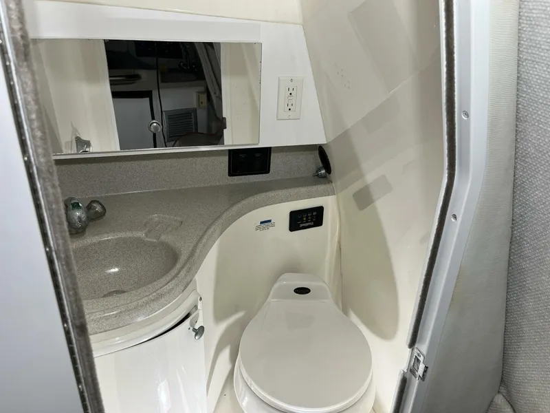 Slide: The Image of Wellcraft 270 Coastal 2001 - 38