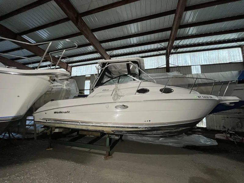 Slide: The Image of Wellcraft 270 Coastal 2001 - 48