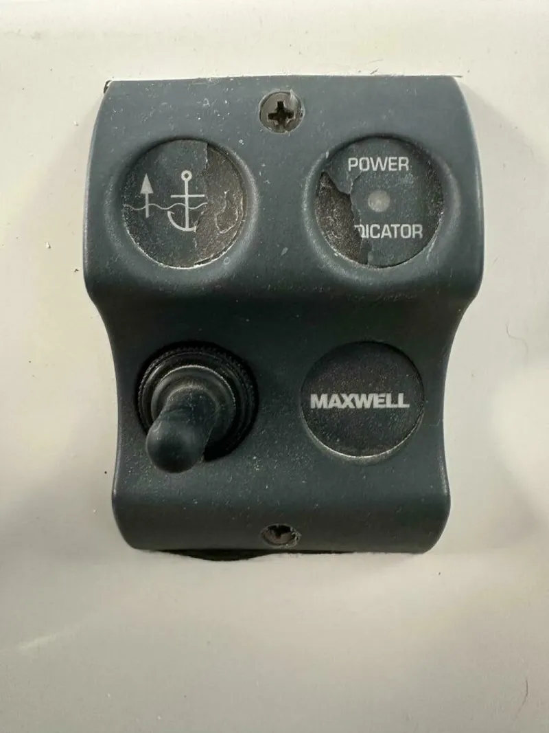 Slide: The Image of Wellcraft 270 Coastal 2001 - 59