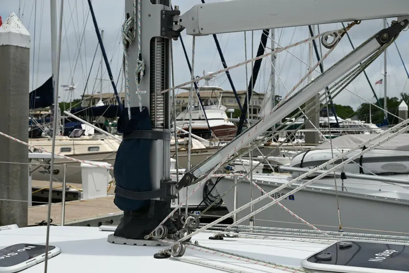 Slide: The Image of Catalina 36 MKII 2002 - 11
