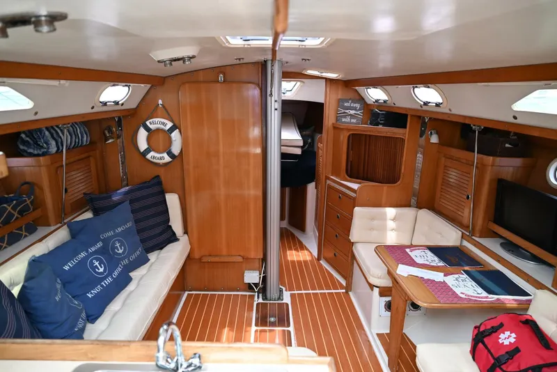 Slide: The Image of Catalina 36 MKII 2002 - 28