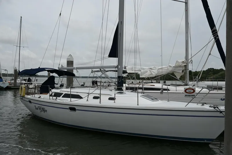 Slide: The Image of Catalina 36 MKII 2002 - 3