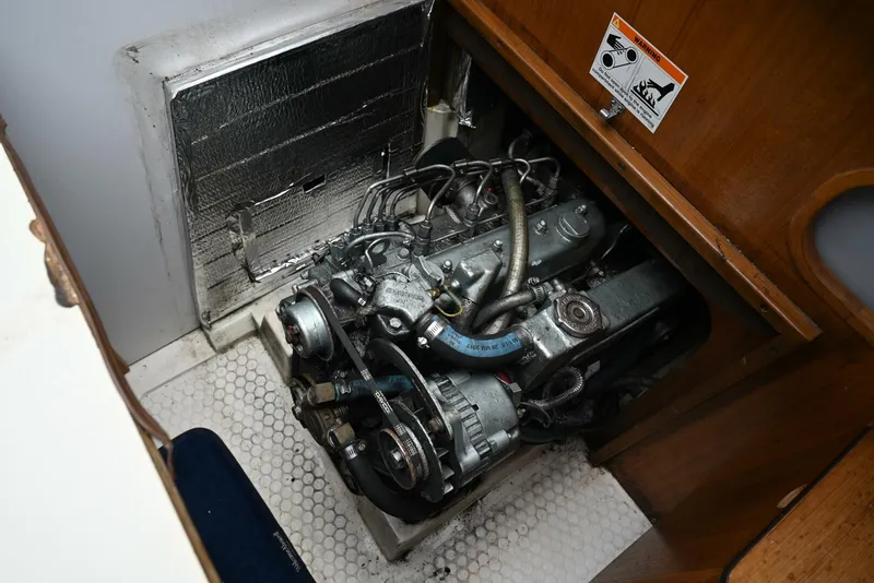 Slide: The Image of Catalina 36 MKII 2002 - 46