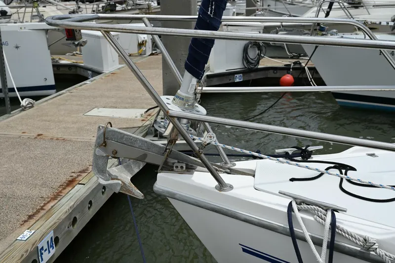 Slide: The Image of Catalina 36 MKII 2002 - 6