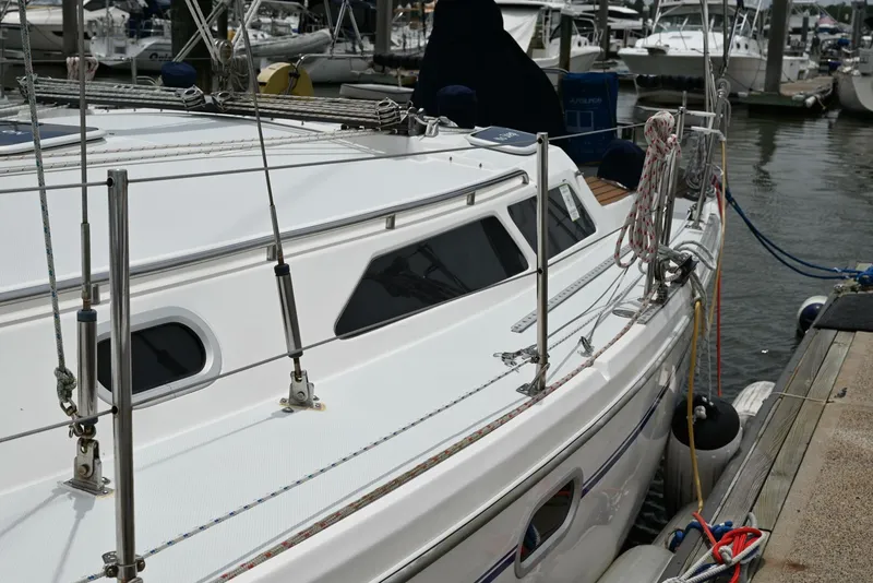 Slide: The Image of Catalina 36 MKII 2002 - 8