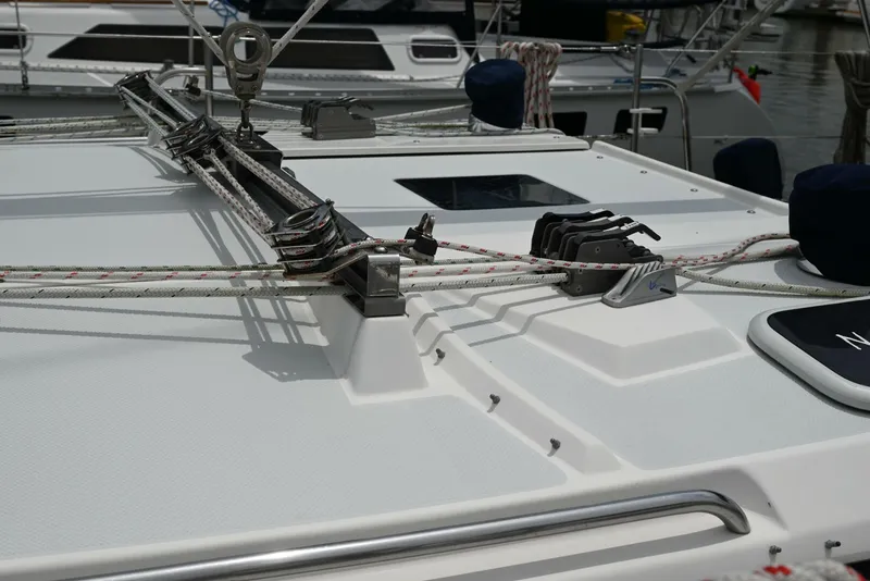 Slide: The Image of Catalina 36 MKII 2002 - 9