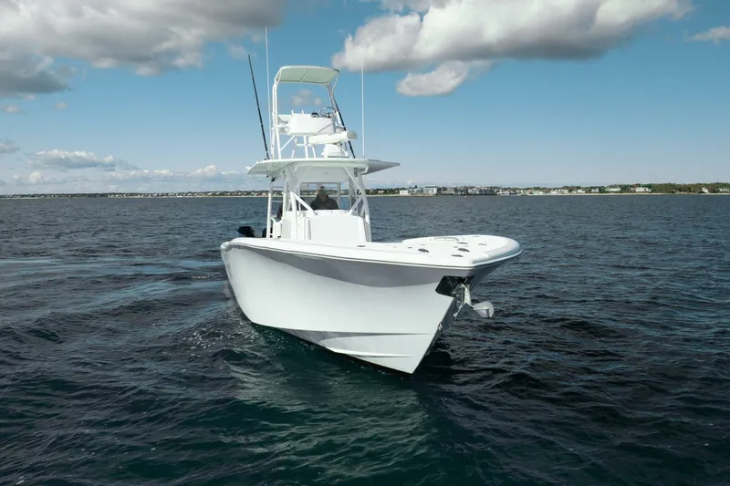 Slide: The Image of Yellowfin 39 2014 - 6