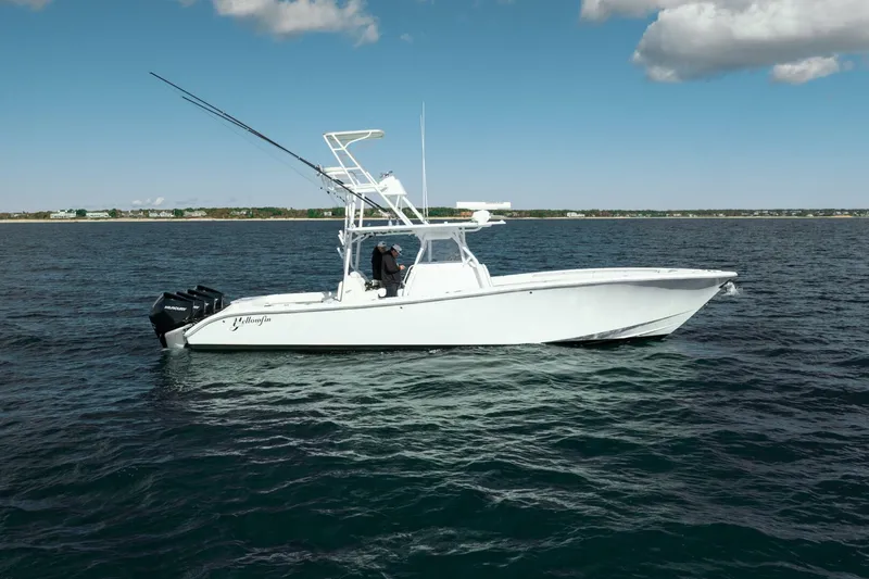 Slide: The Image of Yellowfin 39 2014 - 9