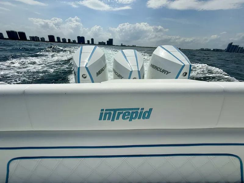 Slide: The Image of Intrepid 377 2003 - 12