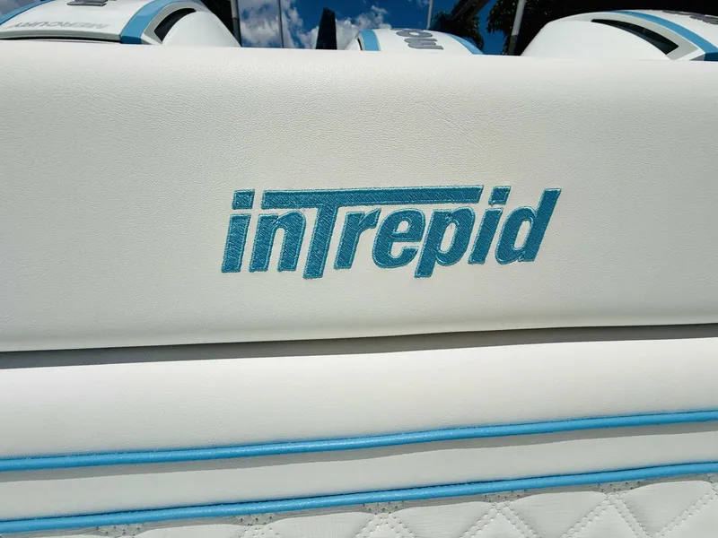 Slide: The Image of Intrepid 377 2003 - 44