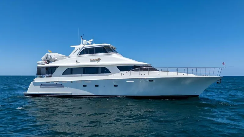 The Image of Cheoy Lee 81 Sport Yacht 2004 - 0