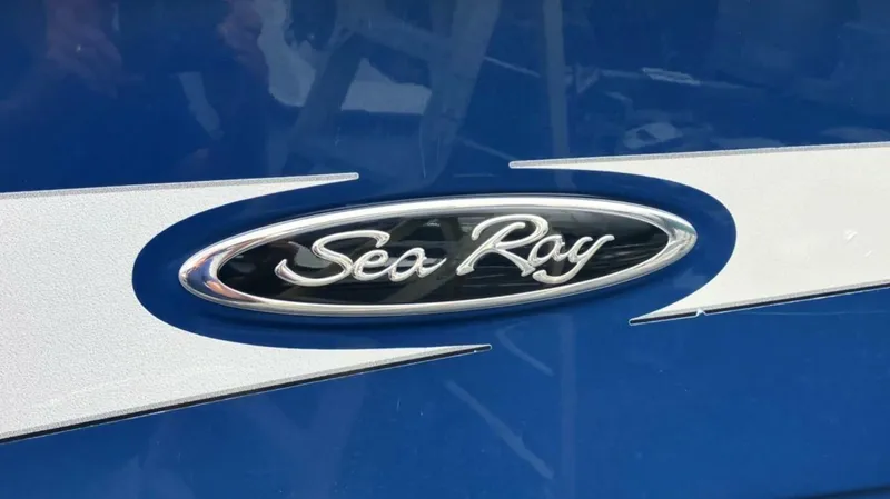 Slide: The Image of Sea Ray 260 Sundeck 2010 - 25