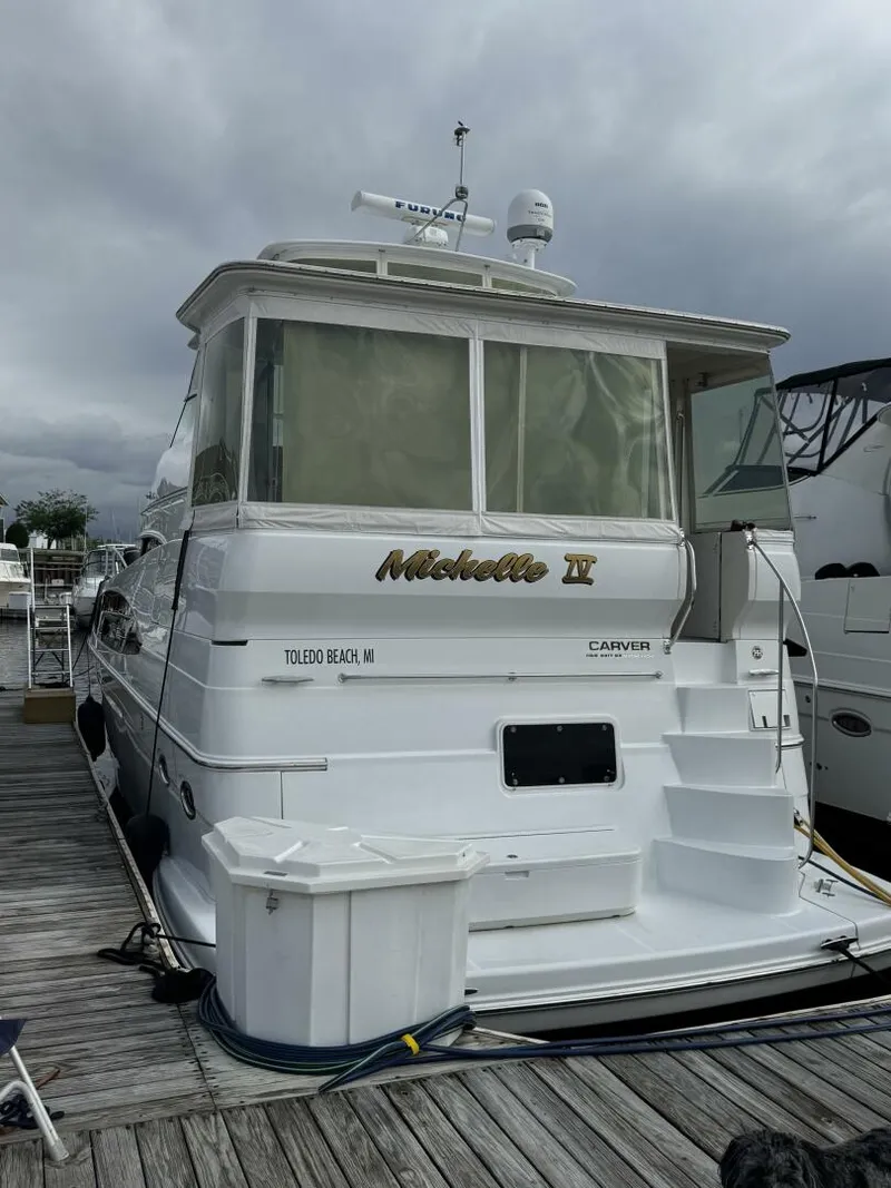 Slide: The Image of Carver Yachts 466 Motor Yacht 2003 - 11