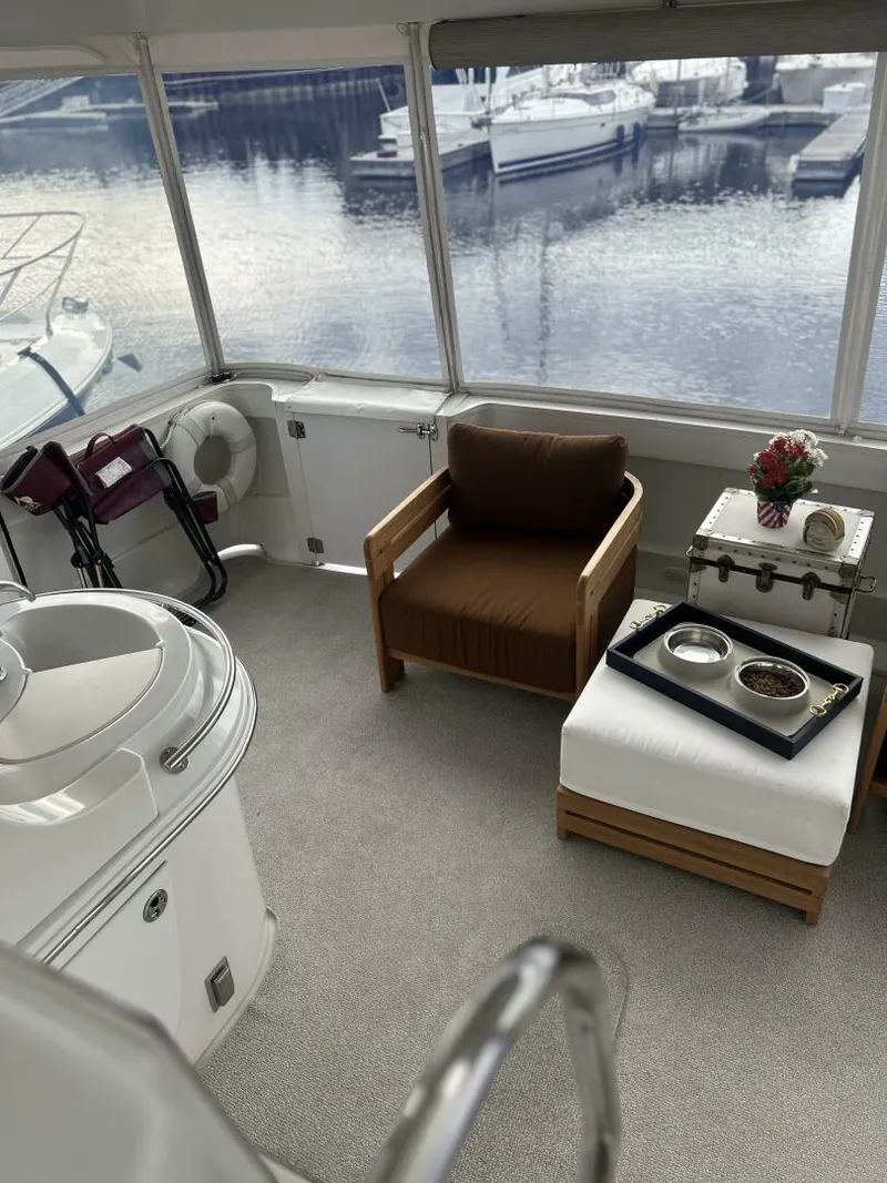 Slide: The Image of Carver Yachts 466 Motor Yacht 2003 - 18