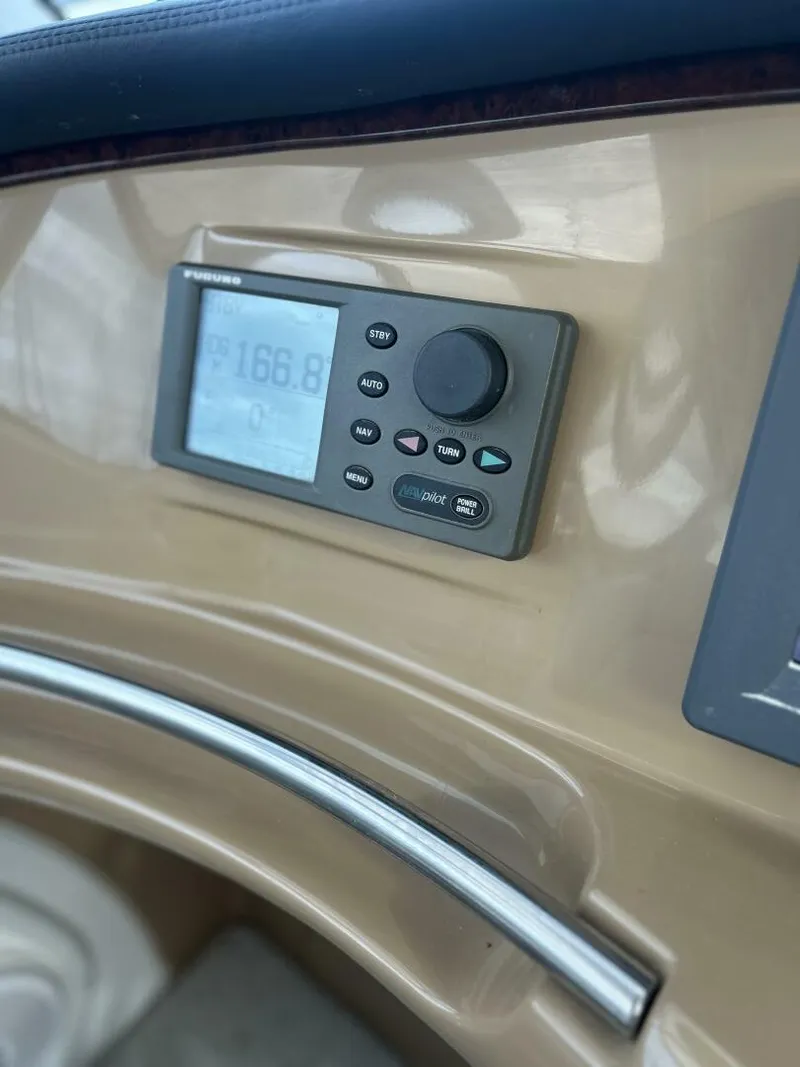 Slide: The Image of Carver Yachts 466 Motor Yacht 2003 - 30