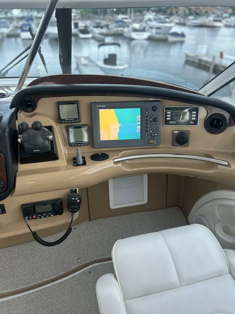 Slide: The Image of Carver Yachts 466 Motor Yacht 2003 - 35