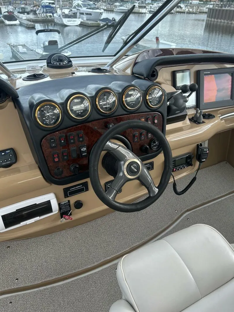 Slide: The Image of Carver Yachts 466 Motor Yacht 2003 - 36
