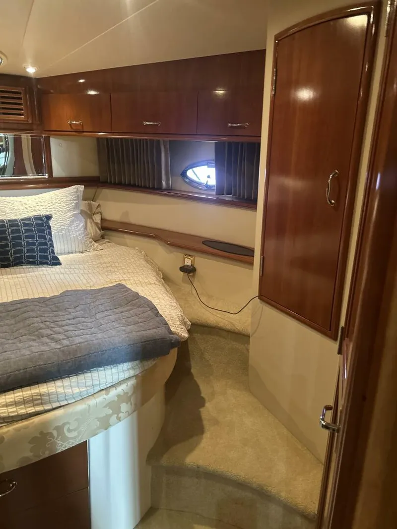 Slide: The Image of Carver Yachts 466 Motor Yacht 2003 - 57