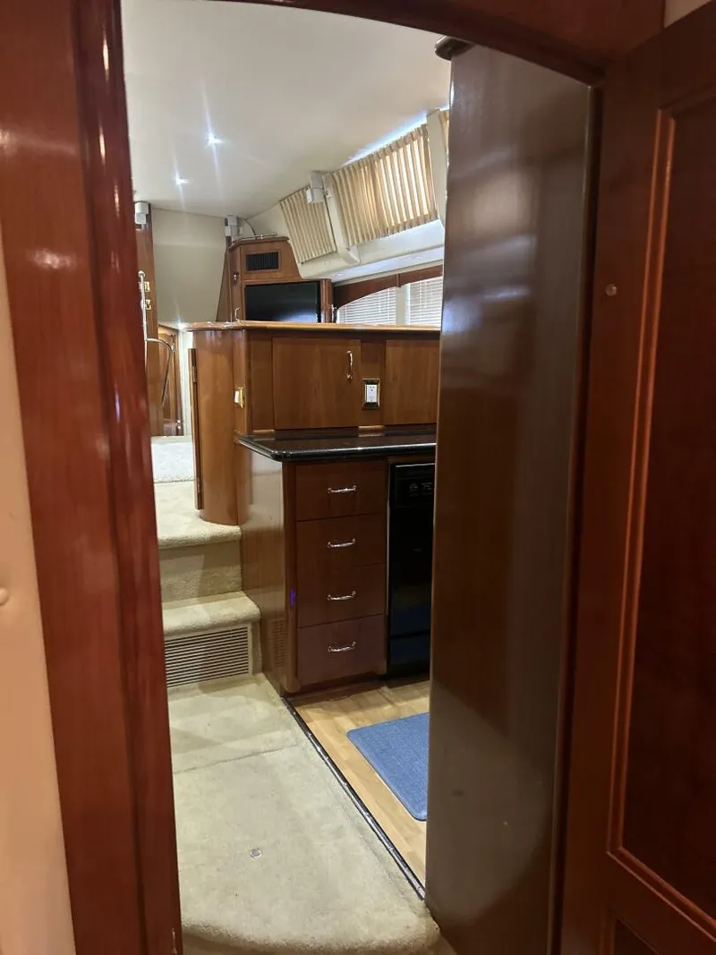 Slide: The Image of Carver Yachts 466 Motor Yacht 2003 - 65