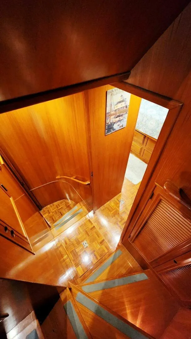 Slide: The Image of Ocean Alexander 511 Classico 2000 - 37