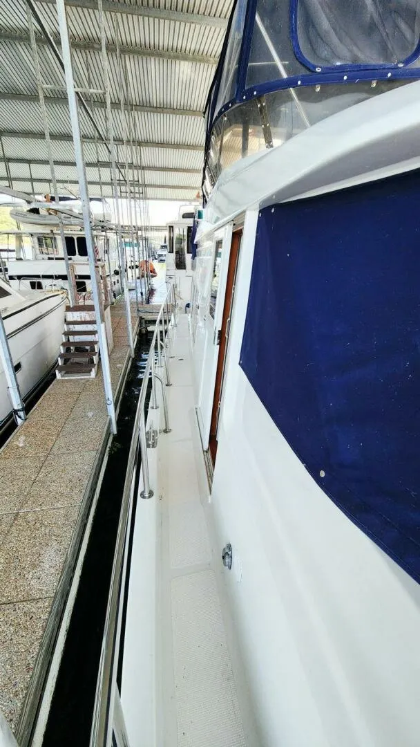 Slide: The Image of Ocean Alexander 511 Classico 2000 - 54