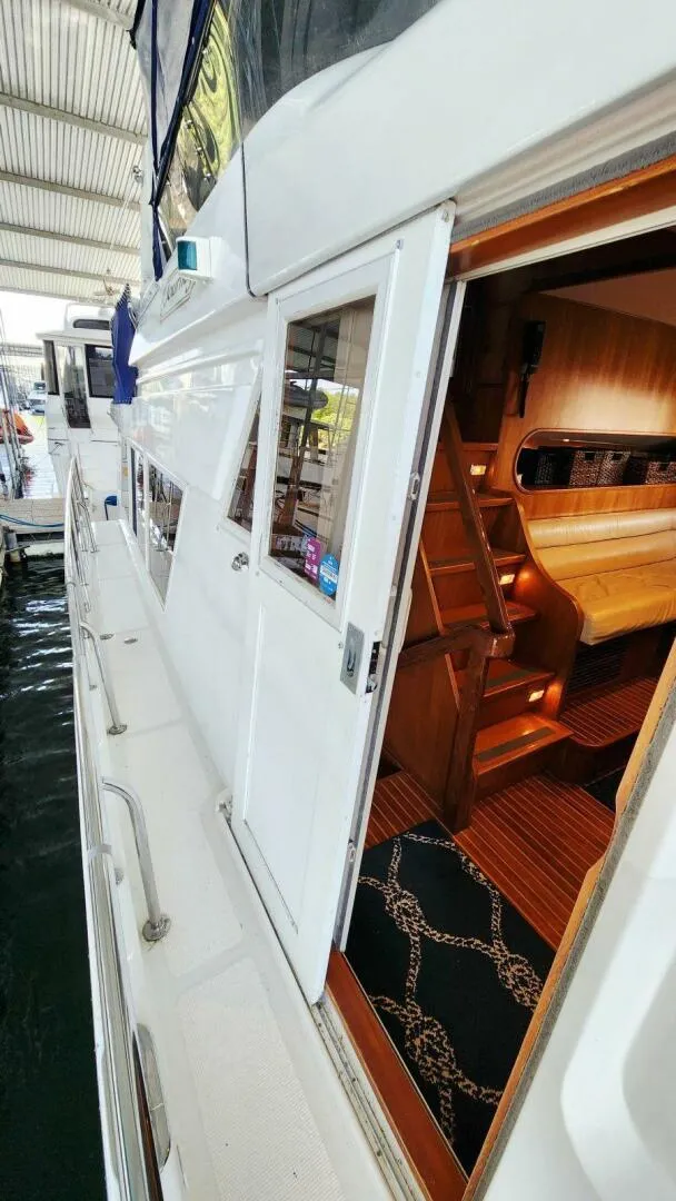 Slide: The Image of Ocean Alexander 511 Classico 2000 - 55