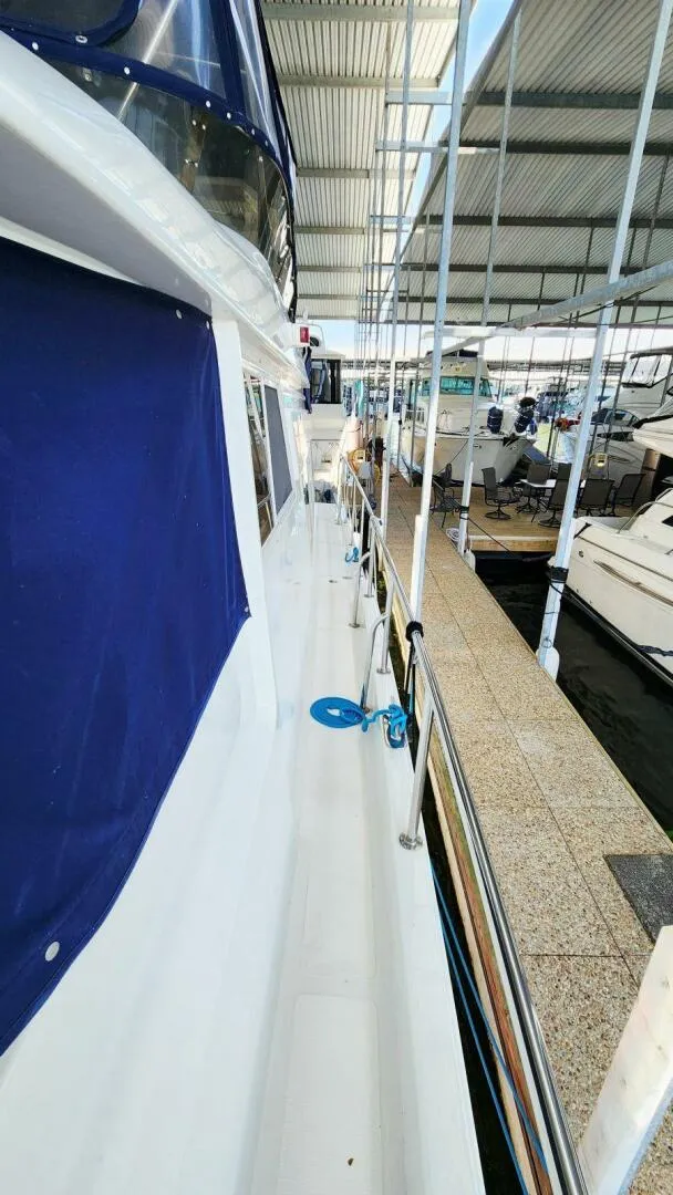Slide: The Image of Ocean Alexander 511 Classico 2000 - 59