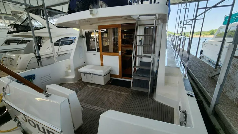 Slide: The Image of Ocean Alexander 511 Classico 2000 - 6