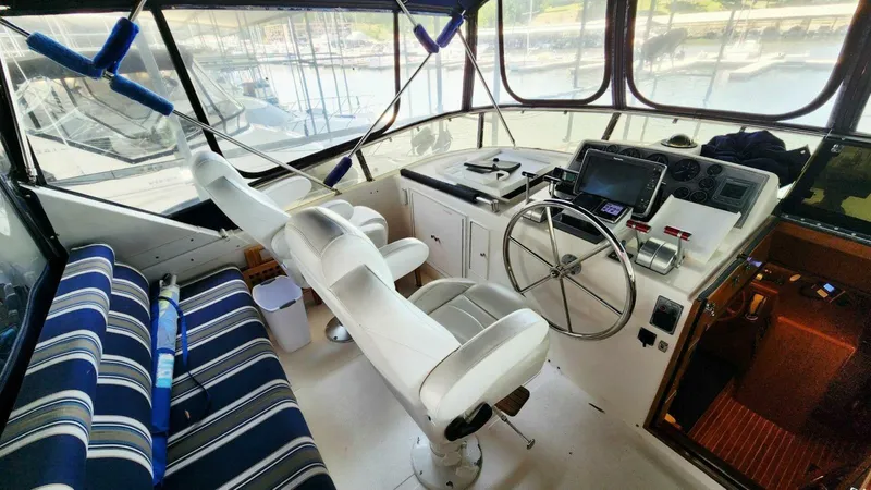 Slide: The Image of Ocean Alexander 511 Classico 2000 - 63