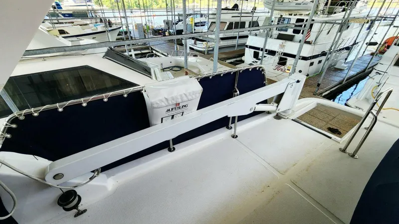 Slide: The Image of Ocean Alexander 511 Classico 2000 - 67