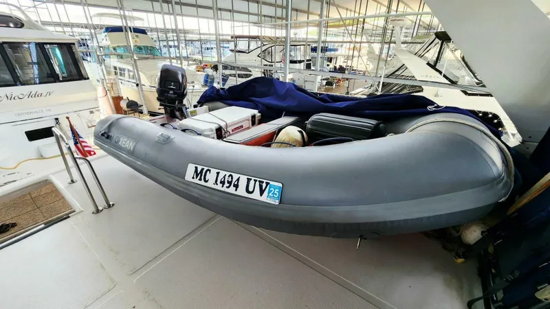 Slide: The Image of Ocean Alexander 511 Classico 2000 - 68