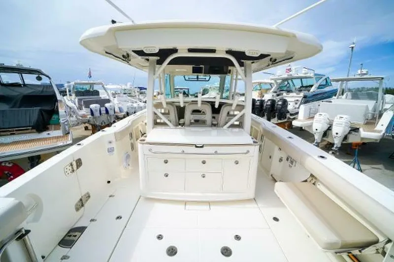 Slide: The Image of Boston Whaler 380 Outrage 2018 - 13