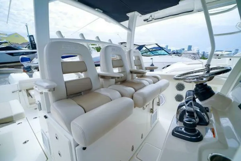 Slide: The Image of Boston Whaler 380 Outrage 2018 - 21