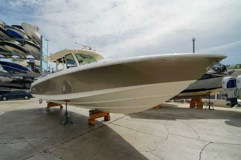 Slide: The Image of Boston Whaler 380 Outrage 2018 - 5