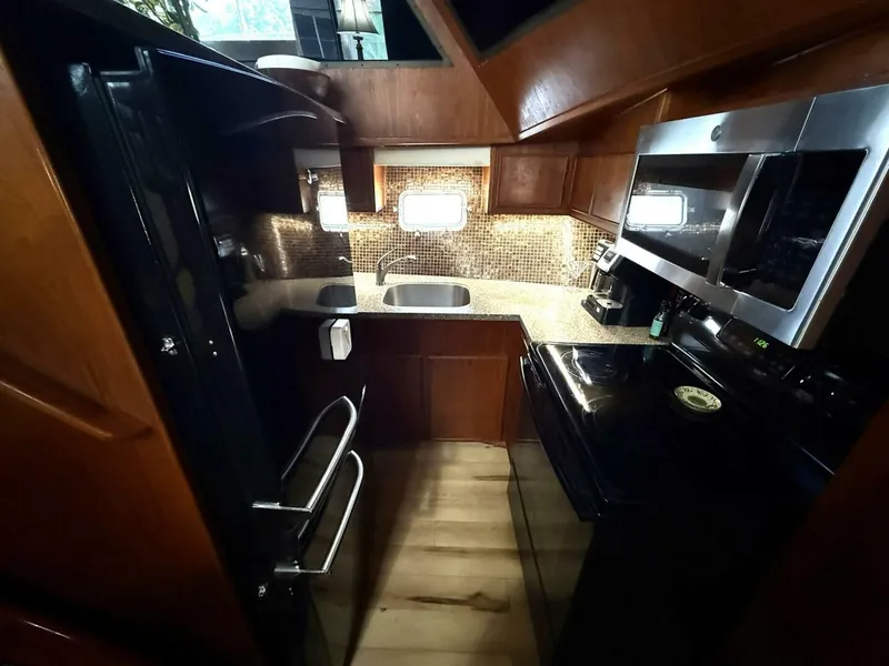 Slide: The Image of Atlantic 47 Motor Yacht 1989 - 15