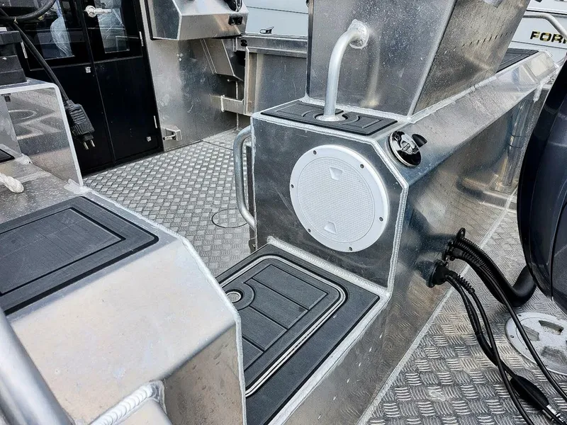 Slide: The Image of Aluminum Cruiser Profisher 750 2024 - 18