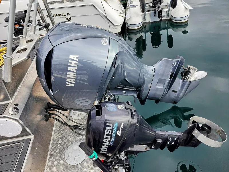 Slide: The Image of Aluminum Cruiser Profisher 750 2024 - 19