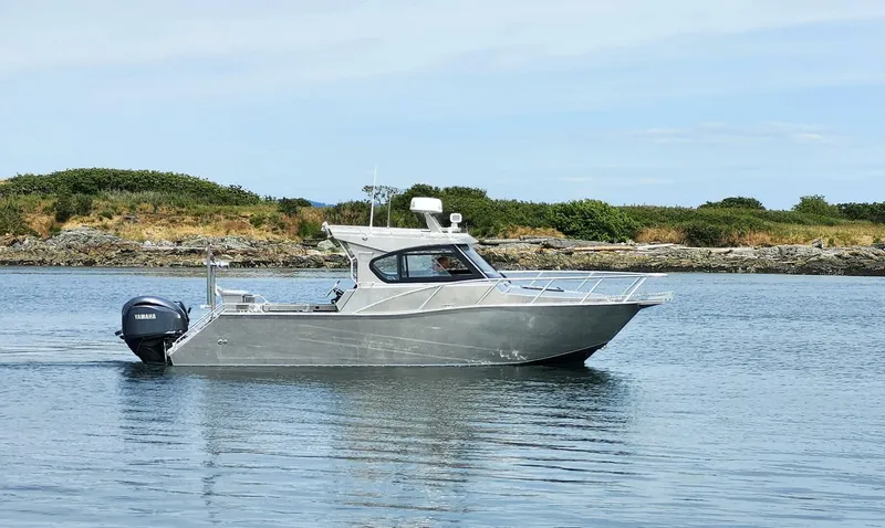 Slide: The Image of Aluminum Cruiser Profisher 750 2024 - 2