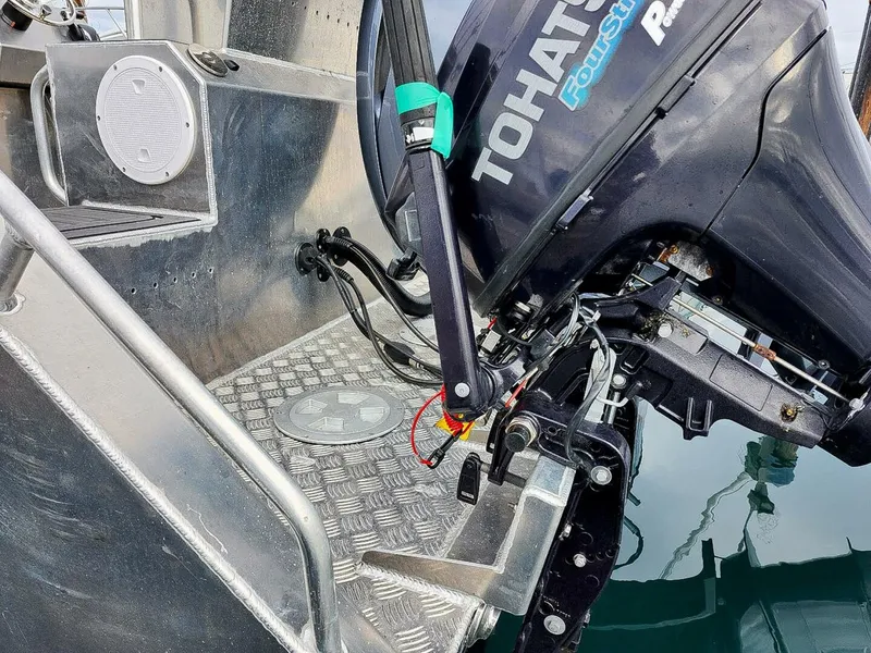 Slide: The Image of Aluminum Cruiser Profisher 750 2024 - 23