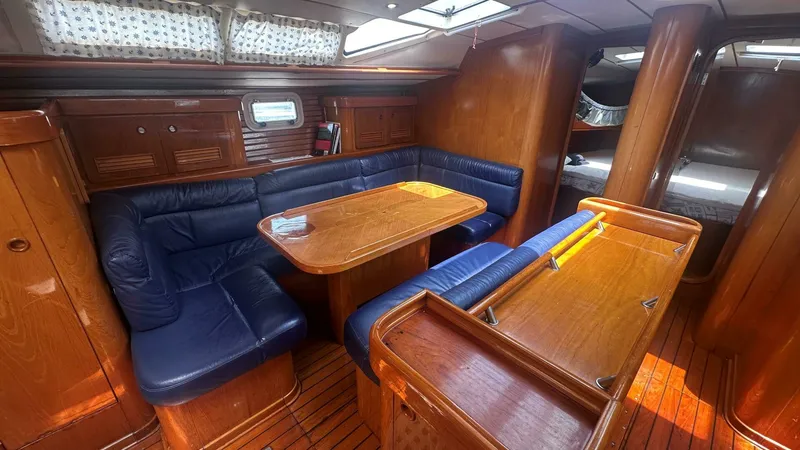 Slide: The Image of Beneteau Oceanis 500 1990 - 25