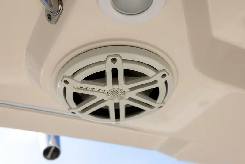Slide: The Image of Pursuit ST 310 Sport 2012 - 31